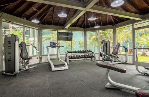 Kissimmee Apartment | Delightful 1BR Condo Next to Disney With Lake view