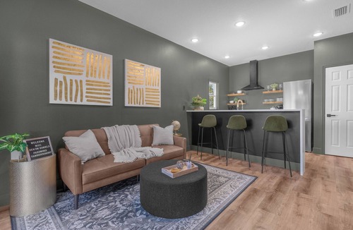 Lake Davis - Greenwood Apartment | Den on Daniels - Modern Elegance, Private Balcony Steps from Downtown Orlando