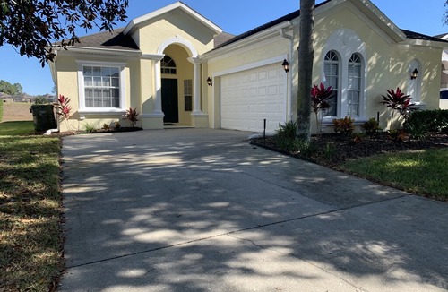 Calabay Parc House | Disney 4 Bedrooms with Pool, 8 miles from Disney!
