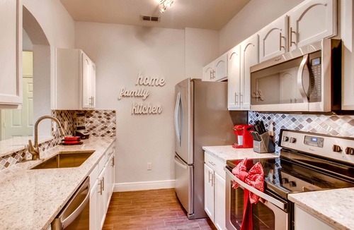 Crestwynd Bay Condo | Disney Fireworks view Condo in Windsor Hills Resort - only 2 miles from Disney!