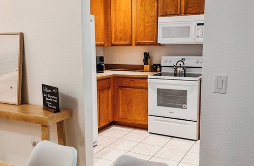 Bahama Bay Apartment | Disney Getaway Pool View Condo No Fees!