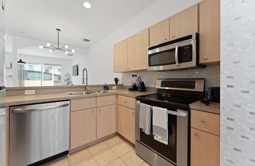 Cumbrian Lakes House | Dreams Home 3rooms&2.5Baths close to Disney
