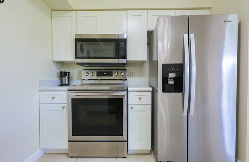Southwest Orlando Condo | Entire condo with 2BD in Orlando, remote work friendly, downtown area