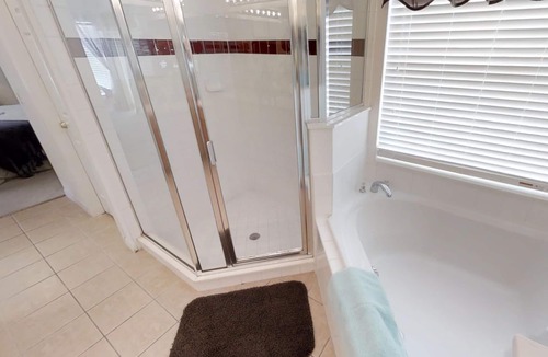 Highgate Park Villa | Executive Villa, South Facing Pool And Spa, 15-20 Mins To Disney Parks