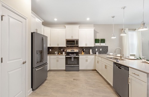Davenport House | Exquisite 8BR Villa with Pool & Games | Champions Gate - 1509