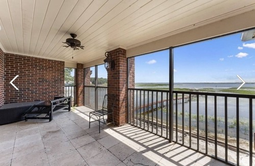 Kissimmee House | Exquisite Lakefront Retreat on Lake Toho. A rare gem for your private resort