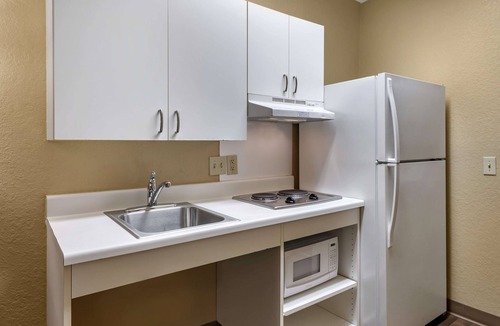 Florida Center Hotel | Extended Stay America Suites Orlando Theme Parks Major Blvd