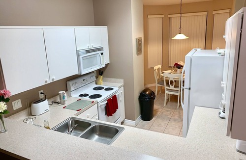 Cumbrian Lakes House | Fabulous 3 Bedrooms 3 bath Townhouse in a Resort 15 min to Disney