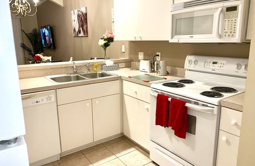 Cumbrian Lakes House | Fabulous 3 Bedrooms 3 bath Townhouse in a Resort 15 min to Disney