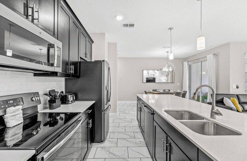 Kissimmee House | Family 4BR, Pool & Disney Nearby