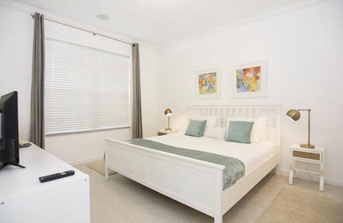 Loughman House | Family Dream Single Vacation Home with Private Pool ST4051