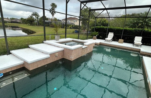 Vista East House | Family friendly! Close to MCO, Disney, Universal, NASA, beaches, and more!