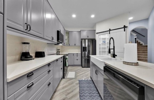 Calabay Parc House | Family Luxury Sunset Oasis