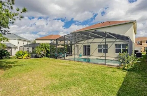 Briargrove Villa | Family Villa 12mi from Disney
