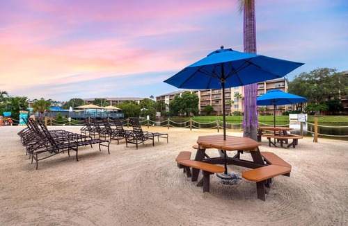West Kissimmee Condo | FLASH SALE! Family-Friendly Condo Minutes from Theme Parks w/ Resort Waterpark & Mini Golf