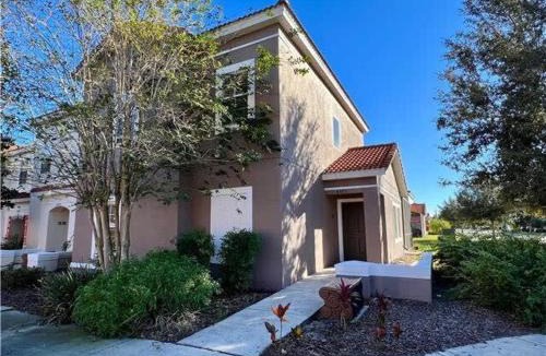 Bellavida House | Four Bedroom w/Screened Pool Close to Disney 4572