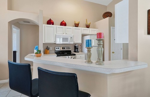 Loughman House | FREE POOL HEAT Beautiful 4 BR Resort Home With Pool & Hot Tub