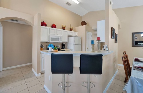 Loughman House | FREE POOL HEAT Beautiful 4 BR Resort Home With Pool & Hot Tub