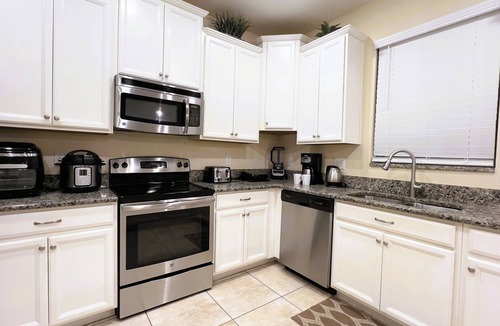 Davenport Villa | Gorgeous Disney Home - Resort Free Access with Lazy River