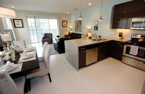 Four Corners House | Great Resort Amenities, Pet-Friendly 3BR Serenity Townhome Near Disney | Splash Pool | Balcony
