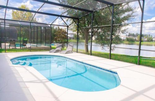 Kissimmee Villa | Heavenly 5BR 6BTH Pool Home Beautiful Lakeview