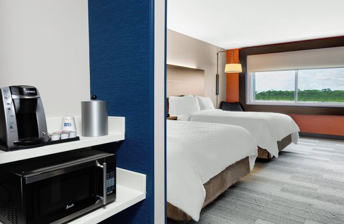 Sanford Hotel | Holiday Inn Express & Suites Sanford- Lake Mary by IHG