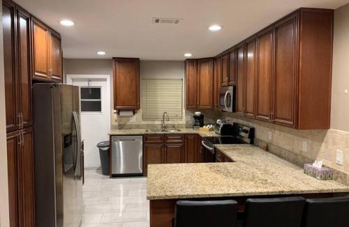 Doctor Phillips House | Home Away From Home! Minutes to Universal & Disney