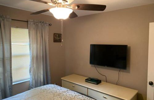Doctor Phillips House | Home Away From Home! Minutes to Universal & Disney