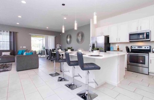 Loughman House | Huge 5 Star Resort Villa Near Disney-Pool-Spa-Game Room 24+Guests