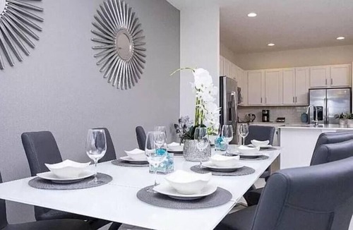 Loughman House | Huge 5 Star Resort Villa Near Disney-Pool-Spa-Game Room 24+Guests