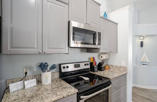 Eagle Pointe South House | Ideal vacation home for your Disney adventure with exclusive pool