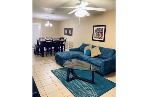 Buena Ventura Lakes House | Incredible 3BR 2BA Townhouse for 8 in Villa Sol