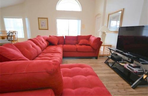 Cumbrian Lakes House | Lake View Pool & Spa Game Room Near Disney