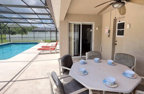 Crescent Lakes House | Lake View - South Facing Pool & Spa - Game Room - Nr Disney - Quiet Community