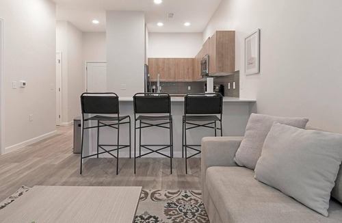 Florida Center Apartment | Landing | Amazing 1BD, Pool, Yoga Studio