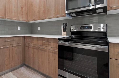 Florida Center Apartment | Landing | Amazing 1BD, Pool, Yoga Studio