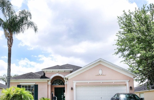 Calabay Parc House | Large 3 Bedroom Home 15 Minutes From Walt Disney World