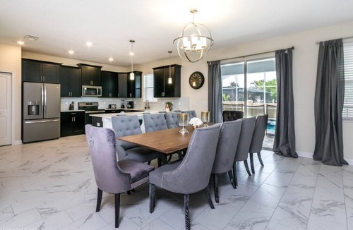 Davenport House | ⚜Live Magic Champion Gates!⚜Free Water Park/Slides in Luxury 6 Bed Oasis⚜