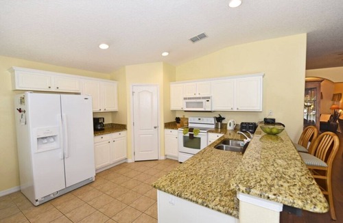 Buena Ventura Lakes House | Lovely Lakeside 4-Bed Pool Home at Villa Sol-3125