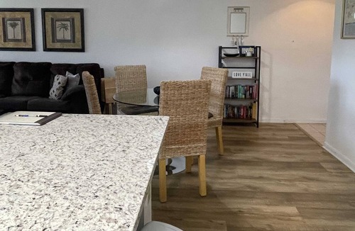 Ventura Condo | Lovely Southpointe Condo Ventura Country Club