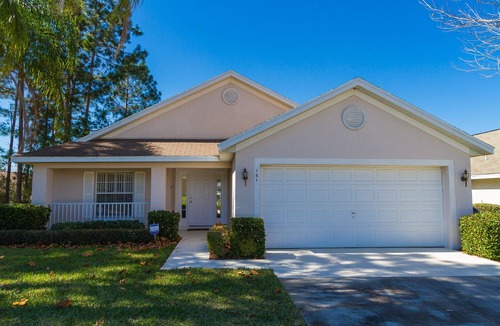 Florida Pines Villa | Luxury 4 Bedroom 3 Bath Villa Near Disney
