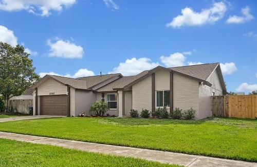 Orlando Villa | Luxury Villa in Orlando with Pool - 10 min Disney