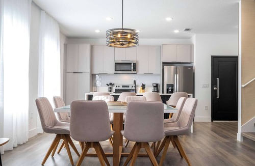 Bahama Bay House | Magical Vacation Home 15 Min from Disney