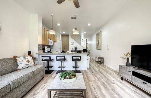 Crestwynd Bay Villa | Modern 3bedrooms, 3bathrooms Steps from Disney