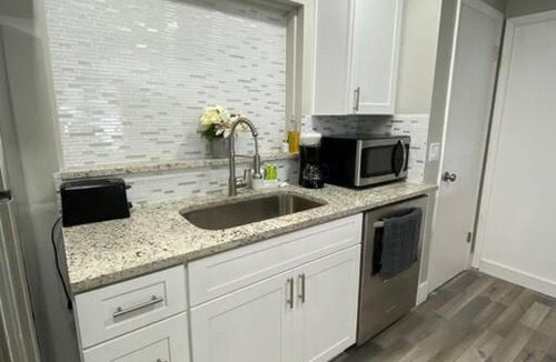 Orlando House | Modern and stylish home 10 minutes from MCO Airport