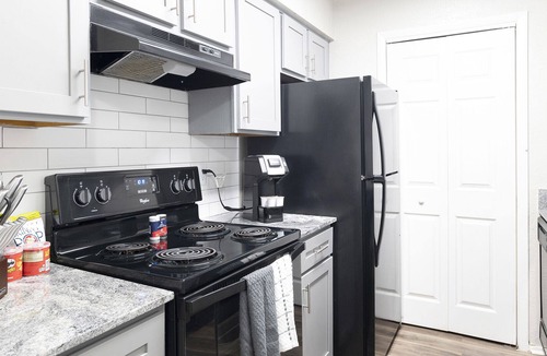 Altamonte Springs Apartment | Modern Apartment in Prime Location (ID9622X63)