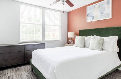 Baldwin Park Apartment | Modern Apartment in Prime Location (ID6183X04)