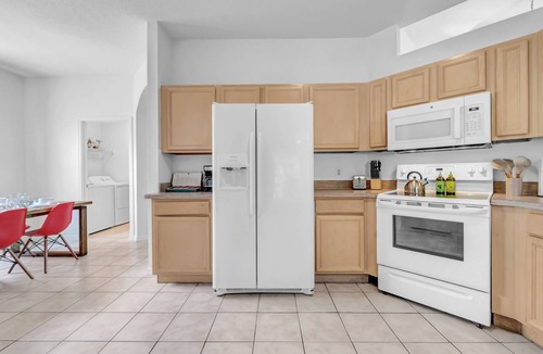 Calabay Parc House | Near Disney – Heated Pool, Spa, Pixar Game Room & 2 Primary Suites