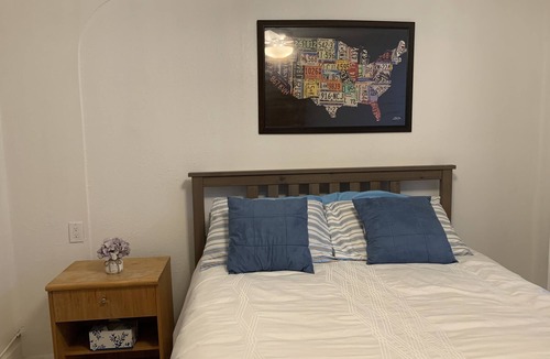 Orlando Apartment | Near the airport!This is a beautiful and comfortable Room equipped .
