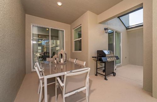 Kissimmee House | NEW 4BD Home with Pool and BBQ